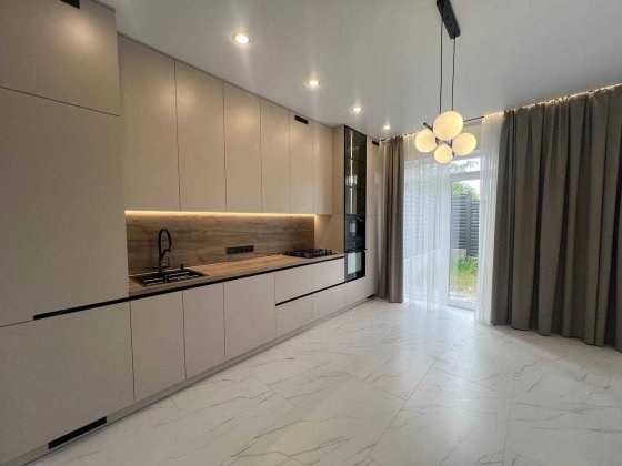 Продлам таунхаус з ремонтом та меблями/централізовані комунікацї/Газ Софіївська Борщагівка