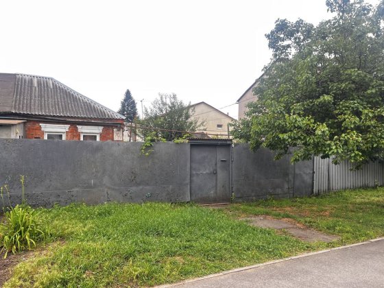 Продам 1/2 дома, ул. Киргизкая, 40 кв.м, участок 3,5 сотки Харьков