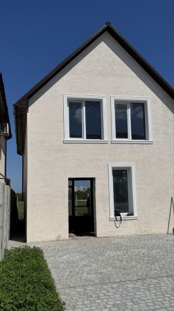 Новий готовий Будинок 100кв.м., 2 сотки, парковка та задній двір - фото 1