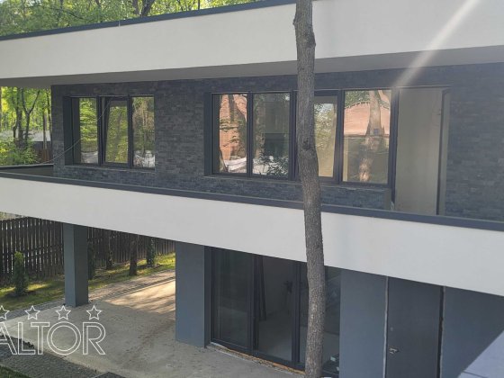 Продам сучасний будинок у селищі Форест. Лісопарк Харьков