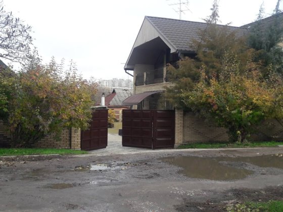 Продам 2х этажный дом Харків