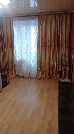 Продається 2-кімнатна квартира в центрі - фото 1