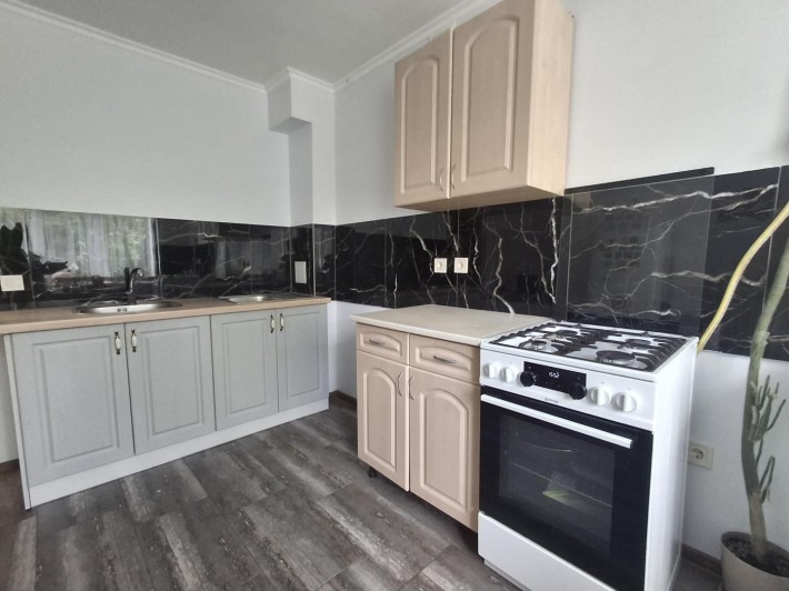 Апартаменти 25 м² з ремонтом на 3 поверсі, без комісії - фото 1