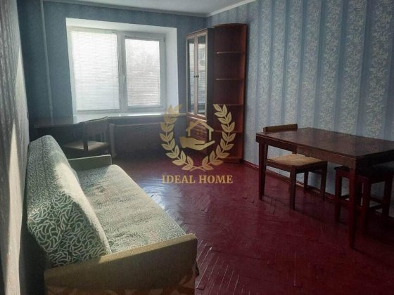 Продаж кімнати в гуртожитку на Оболоні Київ