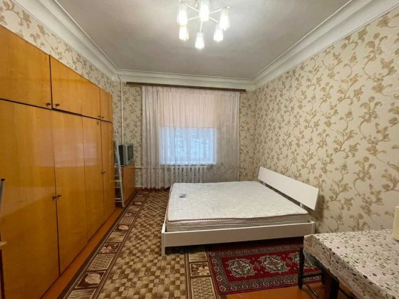 Продаж кімнати в гуртожитку, на Куренівці Киев