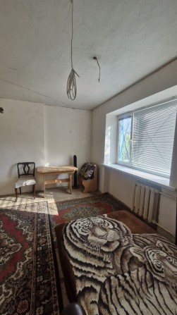 Продам комнату в общежитии Космонавтов - фото 1