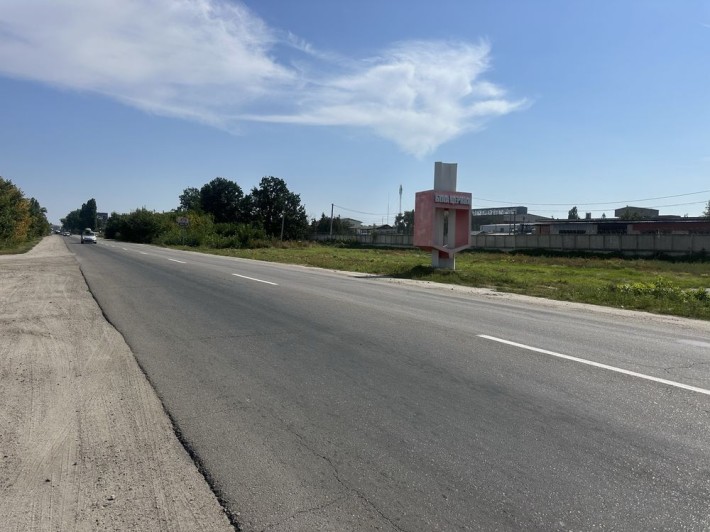 Здам в оренду фасадну ділянку паркінг 85х15м - фото 1