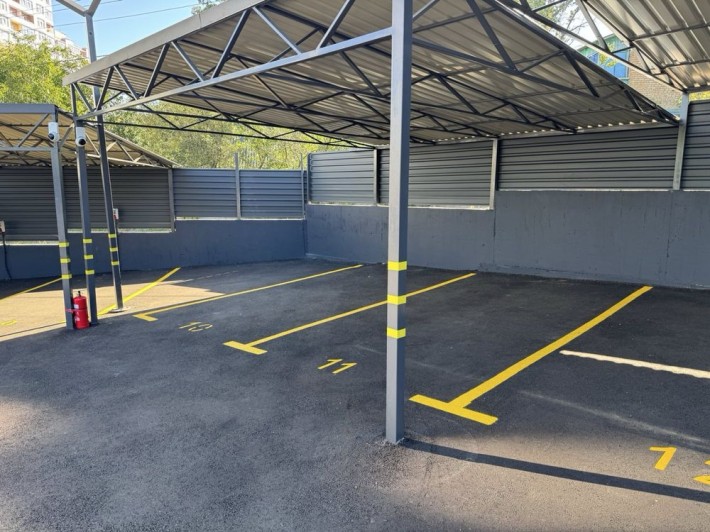 Паркомісце з накриттям - фото 1