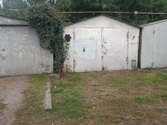 Здам гараж район мира-бреста біля маркета в затишному місті,. Кременчуг