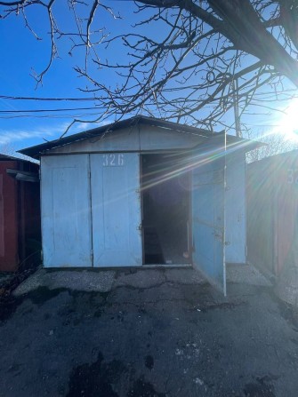 ПРОДАМ СРОЧНО здам гараж з ямою - фото 1