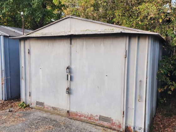 Оренда гаража в кооперативі #16 вул.Сторожинецька. Ями немає Чернівці