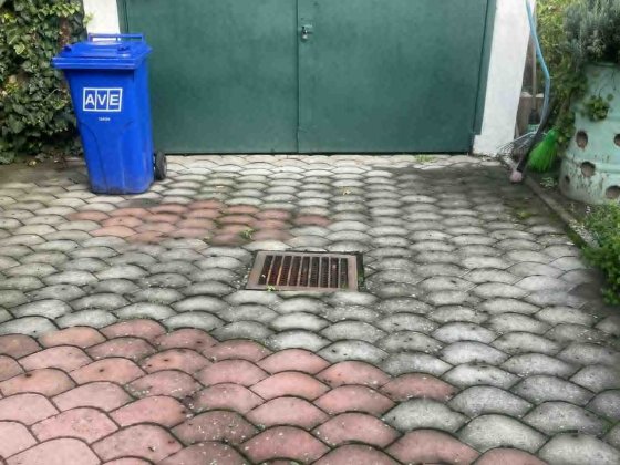 оренда гаража  у приватному дворі Ужгород