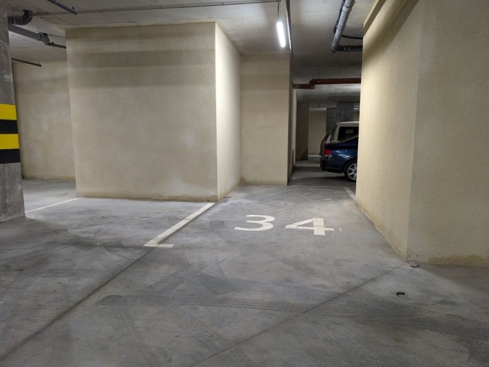 Паркомісце оренда  Стрийська 45г - фото 1