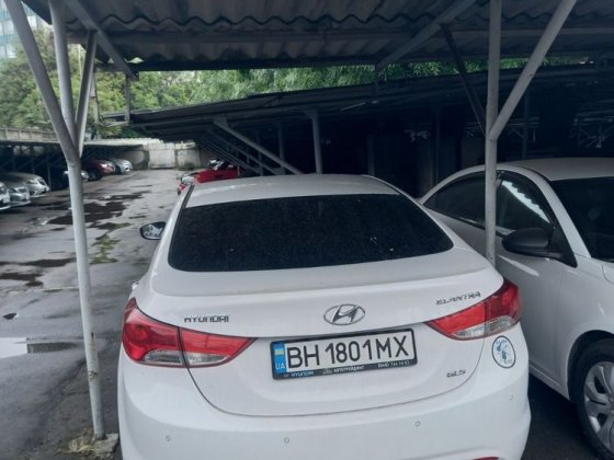 Сдам крытое место на авто стоянке Радостная 2 Одесса