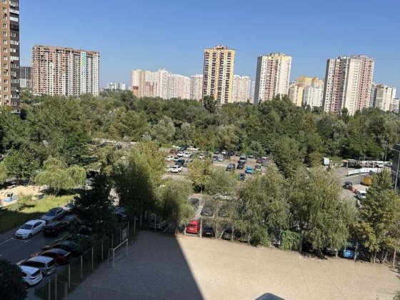 Здам в оренду ПАРКОМІСЦЕ, Урлівська Чубинське