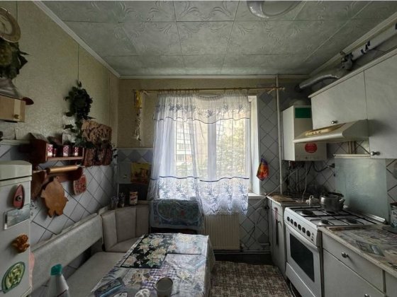 Продам 1-квартиру 1 мкрн Левій берег с ГАО