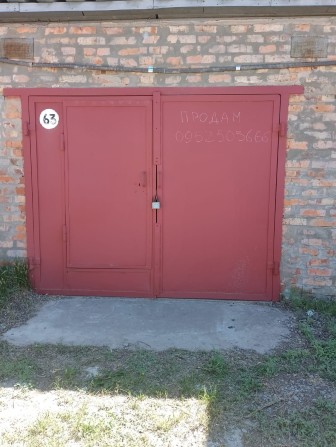 Продам гараж на території мікрорайону Дачний - фото 1