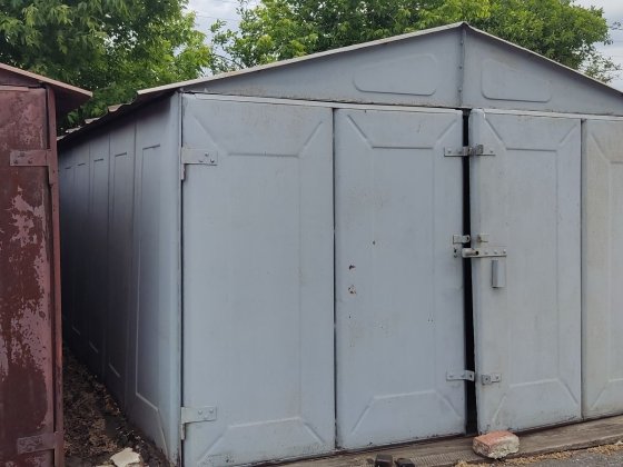 Продам металлический гараж переносной