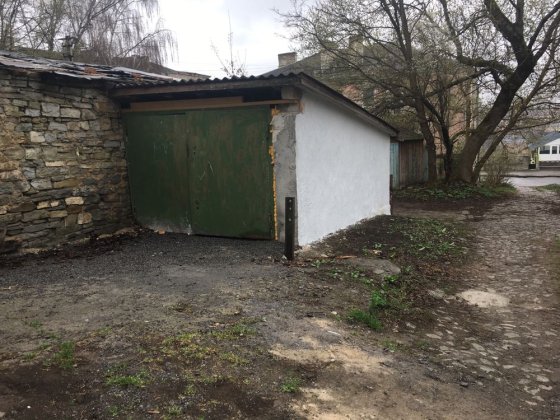Гараж по вул. Укмергейська