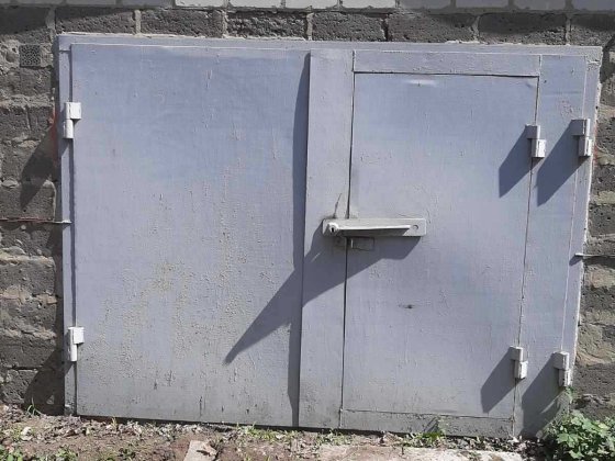 Продам гараж місто Лозова Лозова