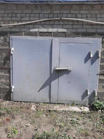 Продам гараж місто Лозова - фото 1