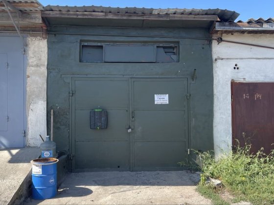 Продам гараж з інструментом під сто Хмельницький