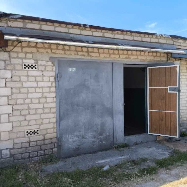 Продам гараж 45м2 з оглядовою ямою, погребом та кімнатою відпочинку - фото 1
