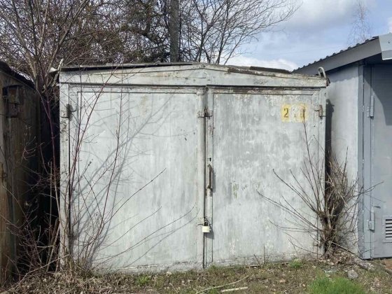 Продам гараж в ГБК 10 по вул. Петлюри 14 Івано-Франківськ