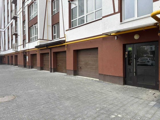 Гараж з ремонтом великої площі в ЖК Опришівська Слобода Ивано-Франковск