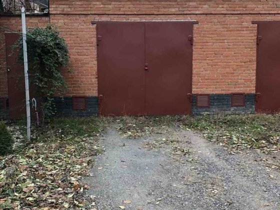 Добротний гараж на Лідова!