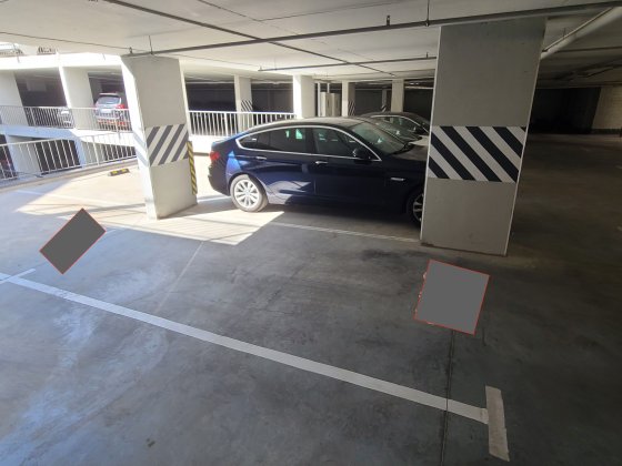 Варшавський Без комісії Два паркомісця в паркінгу Київ