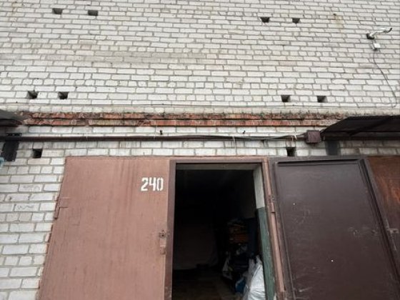 Продам Гараж в гаражном кооперативе(Центральный район) Дніпро