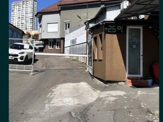 Продам гараж. Киев. ГК"СЕВАСТОПОЛЬСКИЙ" пр.Лобановского 8Б Київ