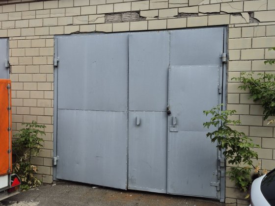 Гараж. Центр. Львівська площа Киев