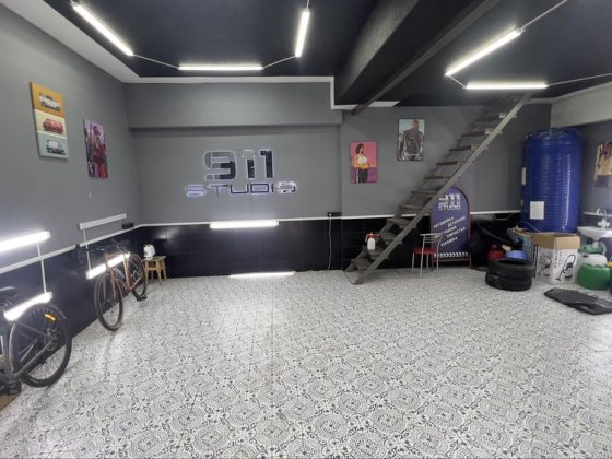 Продам гараж (детейлінг студію) з якісним ремонтом Житомир