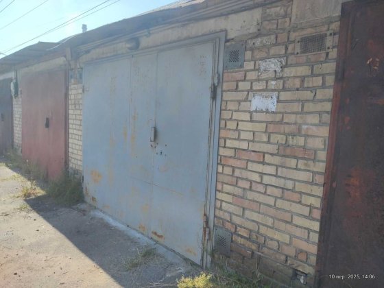 Гараж Троєщина Супутник 2 Крайня 15 Є підвал 38квм 3.36х6.05м Київ