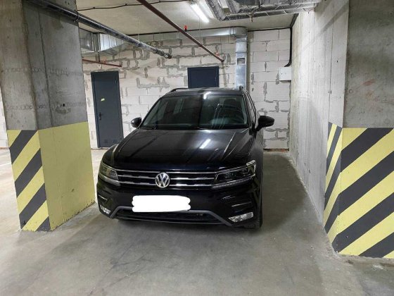 Паркомісце та комірка в ЖК Америка, м. Львів, вулиця Янева, 29 Львів