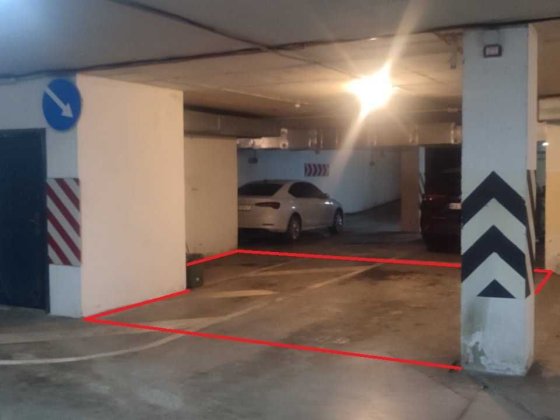 Паркомісто в ЖК Лермонтова, для двух автівок Запоріжжя