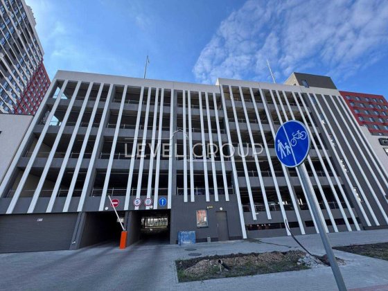 Продаж паркомісця Варшавський 3 Київ