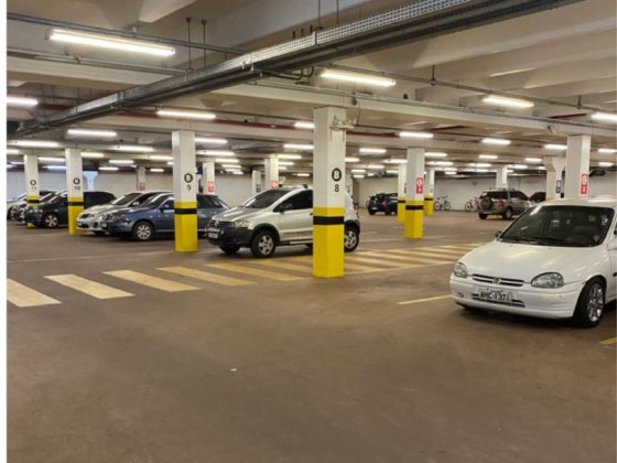 Продаж паркомісця з коміркою в ЖК Національний Львів