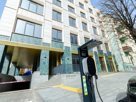 Паркомісце, Володимирська 86-А ЖК Резидент Київ