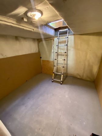 Терміновий продаж гаража - фото 1