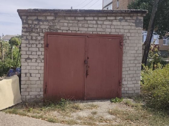 Продам гараж невиликий Шпола