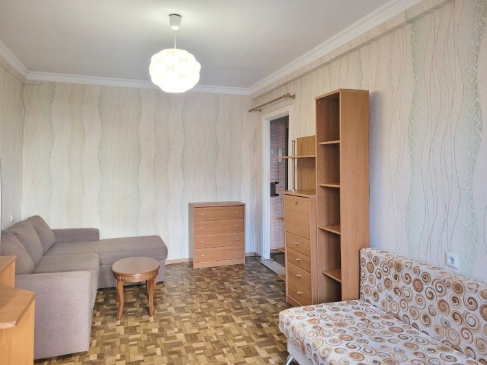 Продаж 1-кімнатної квартири в Оболонському районі, вул. Дубровицька,5. Правий берег. - фото 1