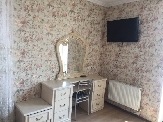 Сдам 3-комнатную Евроремонт Центр  ..Автономное Отопление Ізмаїл