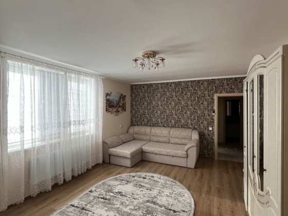 2-кім. квартира в центрі міста Миргород