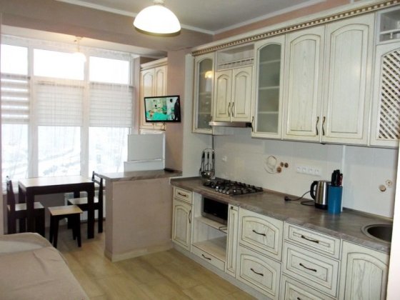 Здається тепла, світла квартира по Крушельницької 8 в довгостроково Трускавець