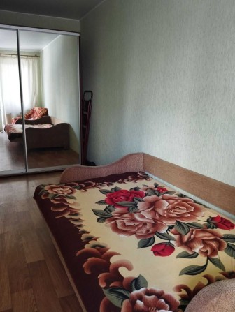 Сдам 1 комн. квартиру в ж/м Радужный, 4эт/9 - фото 1