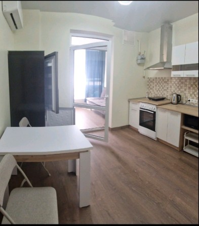 Аренда евродвушки в ЖК Розенталь, место для авто! - фото 1