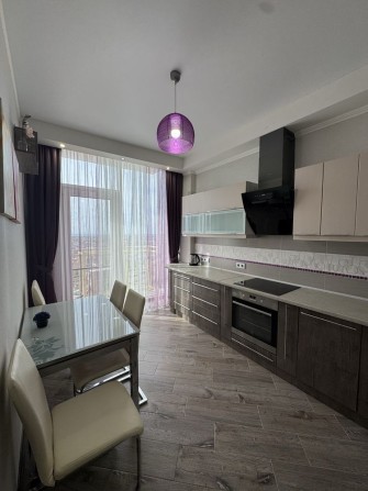 3 Жемчужина, Таирова, уютная 1к, балкон, потрясающий вид моря! - фото 1